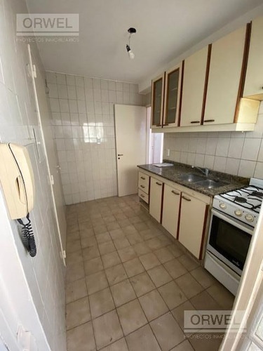 Imagen 8 de 20 de Excelente 3 Ambientes Con Dependencia En Caballito S/ Av. Rivadavia