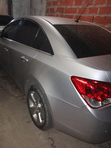 Chevrolet Cruze 1.8 Ltz Mt 4 p