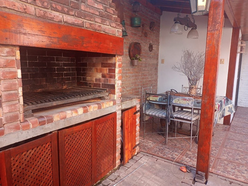 Imagen 20 de 26 de Chalet Venta 4 Ambientes C/ Cocheras En Villa Bosch Barrio Murialdo