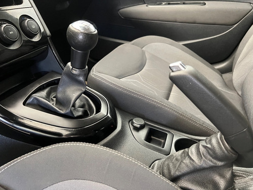 Imagen 15 de 24 de Peugeot 308 2015 1.6 Active Autoargentina