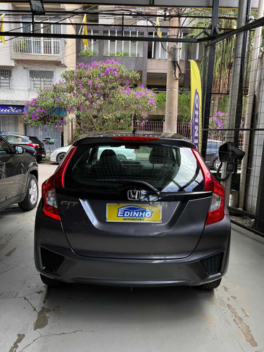 Imagem 3 de 8 de Honda Fit 2017 1.5 Lx Flex Aut. 5p