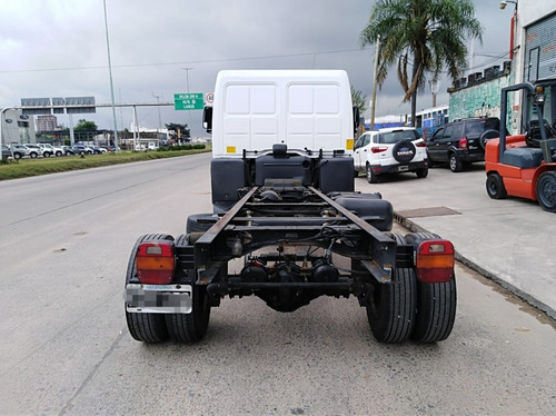 Ford Cargo 712