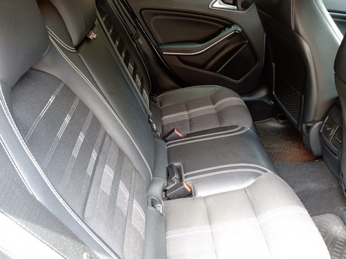 Mercedes Benz A200