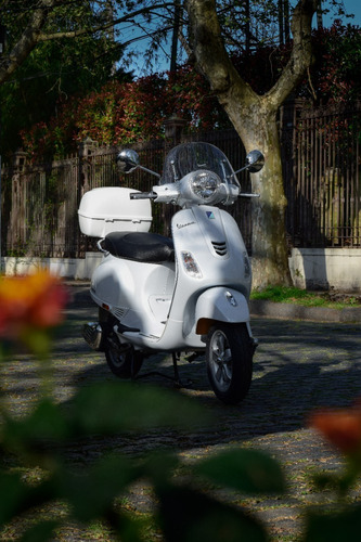 Imagen 12 de 18 de Vespa Vxl 150 Blanco Financiación Disponible