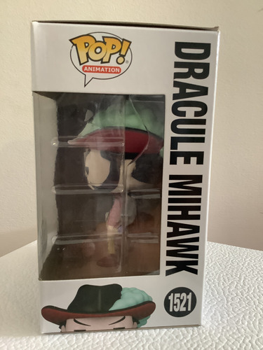 Figura Funko Pop Dracule Mihawk #1521 Sticker Funko Store (Usado)