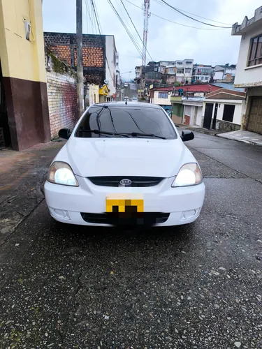 Kia Rio Stylus 2010