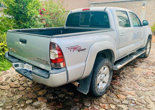 Toyota Tacoma TRD Sport 4x2