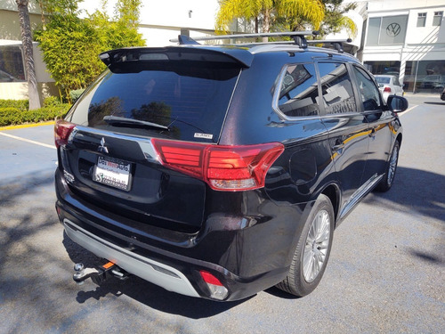 Imagen 4 de 15 de Mitsubishi Outlander Lim. Phev Hibrida At