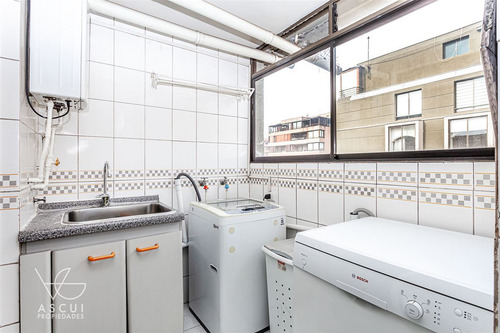 Departamento En Venta De 3 Dorm. En Las Condes