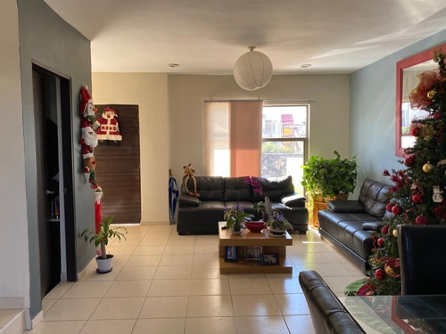 Imagen 7 de 14 de Se Vende Casa En Colinas Del Mirador, 3 Recamaras, 2.5 Baños