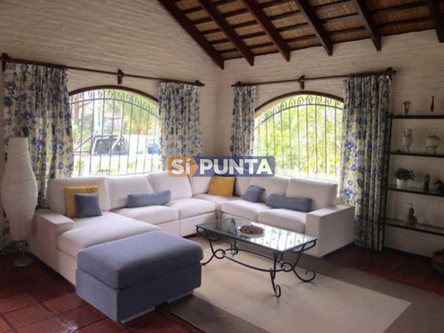 Imagen 2 de 10 de Casa En Rincón Del Indio, 3 Dormitorios En Alquiler
