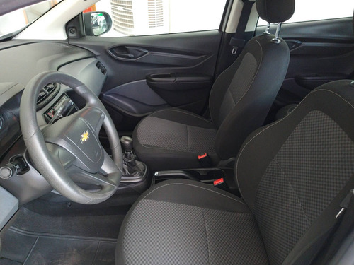Imagem 11 de 12 de Chevrolet Onix 1.0 Mpfi Joy 8v Flex 4p Manual