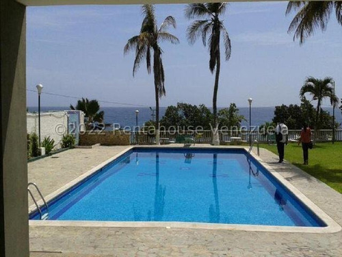 Apartamento En Venta Macuto #23-10062 Johana Blanco