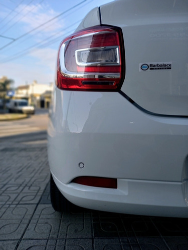 Imagen 4 de 25 de Renault Logan 2022 1.6 16v Intense 0km