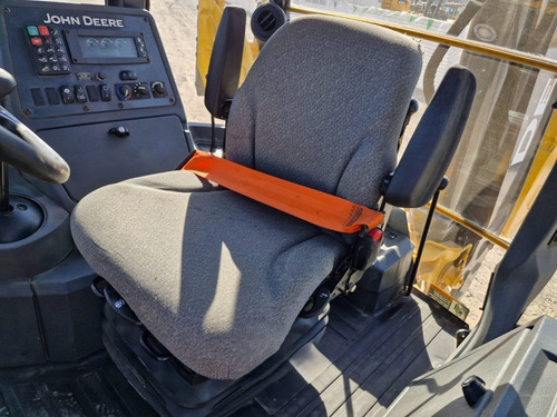 2020 Retroexcavadora John Deere 710 L