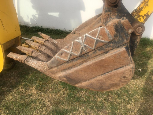 Imagen 9 de 10 de Komatsu Wb146