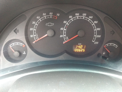Imagem 9 de 10 de Chevrolet Corsa 2008 1.0 Maxx Flex Power 5p