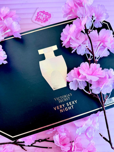 Perfume Victoria's Secret Very Sexy Night Set