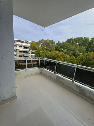 Vendo Hermoso Proyecto De Apartamentos En Los Prados, Ultima