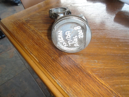 Imagen 2 de 3 de Vendo Piston Y Biela De Nissan Tiida, Año 2008