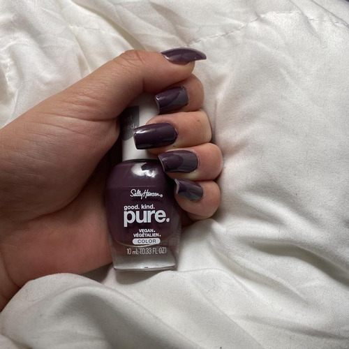 Sally Hansen - Esmalte De Uñas Good Kind Pure Vegan Color 340 Grape Vine