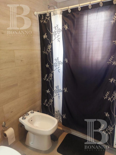 Cómodo Ph En Venta 4 Amb Con Patio Y Terraza Barrio River