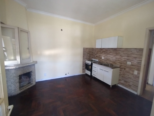 Casa Departamento En Alquiler En Rafael Calzada