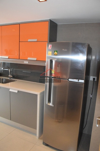Apartamento En Mansa, 3 Dormitorios *- Ref: 2850