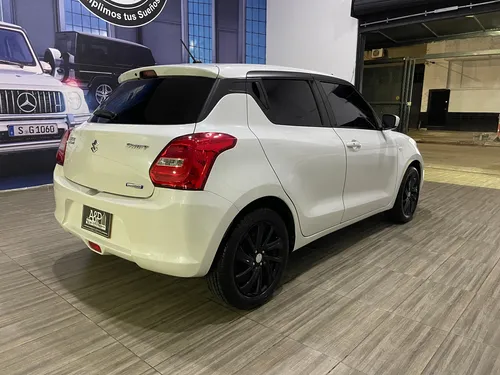 Suzuki Swift 1.2 Hybrid 2Wd