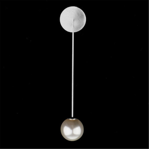 A Pearl Lapel Pin Base