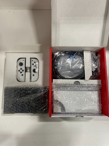 Imagen 2 de 3 de Nintendo Switch Oled Handheld Console