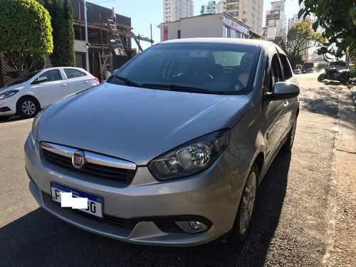 Fiat Grand Siena 1.6 16v Essence Flex Dualogic 4p