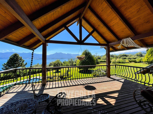 Casa En Venta En Pucón