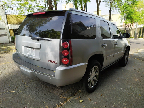 Imagen 3 de 9 de Gmc Yukon 2012 Blindada Nivel 3 Excelente Estado