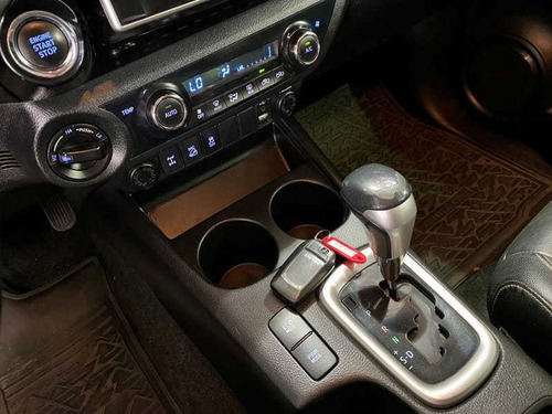 Imagem 13 de 15 de Toyota Hilux Cd Srx 4x4 2.8 Tdi 16v Diesel Aut 2017
