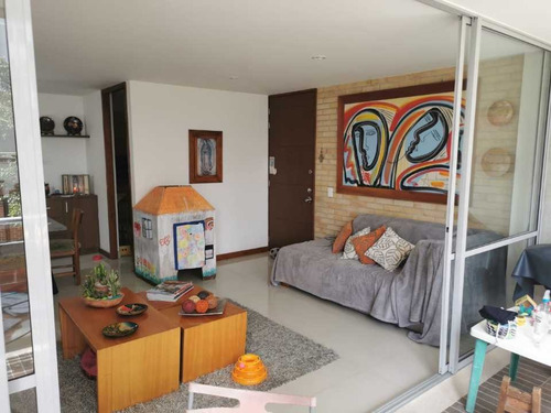 Amplio Apartamento Con Terraza Esmeraldal