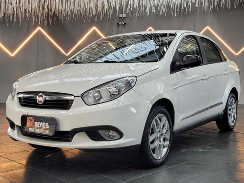 Fiat Grand Siena 1.6 MPI ESSENCE 16V FLEX 4P AUTOMATIZADO