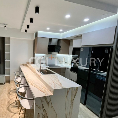Cgi+ Luxury Lecheria Vende Apartamento En Isla Paraiso Yacht Club