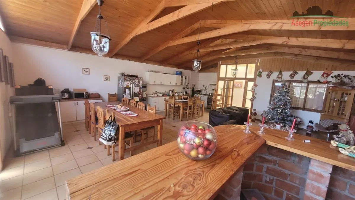 Imagen 4 de 28 de Casa En Venta De 9 Dorm. En Copiapó