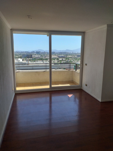 Ref:8716** Arriendo Dpto 1d+1b+terraza+bodega. Metro