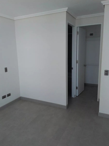 Arriendo Dpto 1d1b Amplio | Las Rejas L1 Metro