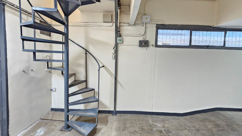 Bodega - Galpón - Oficinas, Entrega Inmediata