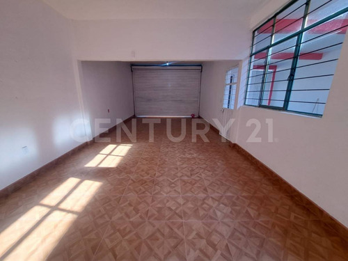Casa En Renta Con Local Comercial En San Martín Azcatepec, Tecámac.