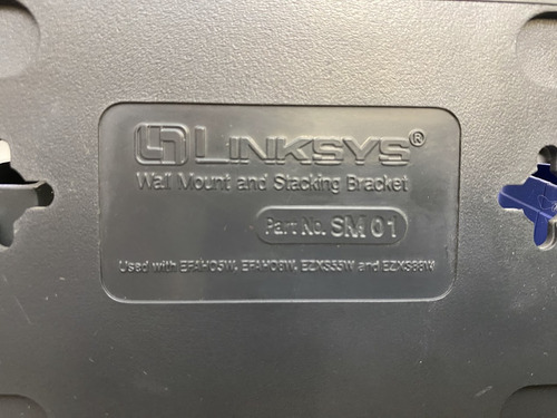 Linksys 10/100 16-port Workgroup Switch (Usado)