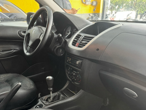 Peugeot 207 1.4 Xr Flex 5p