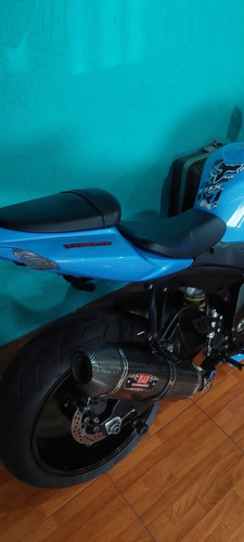 Imagen 13 de 17 de Suzuki Gsx 1000 Puntomoto