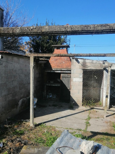 Imagen 12 de 24 de Vende Casa De 2 Plantas En Camino Mendoza A 500 Metros De La Perimetral