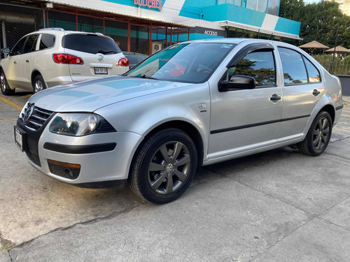 Imagen 10 de 14 de Volkswagen Jetta Clásico 2014 2.0 Cl Team At