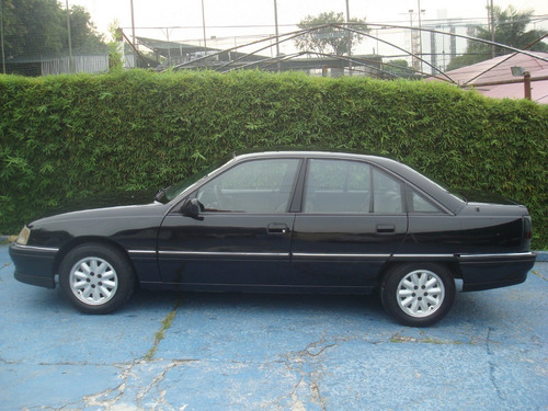 Imagem 6 de 14 de Chevrolet Omega Gls 2.2 Mecânico Gasolina 1997