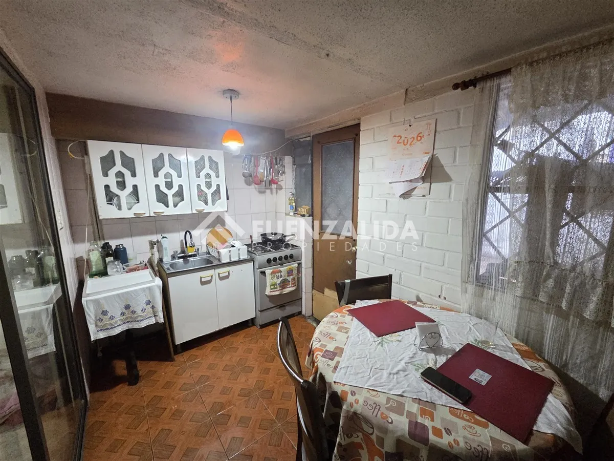 Imagen 4 de 14 de Casa En Venta De 2 Dorm Y Estac En Puente Alto